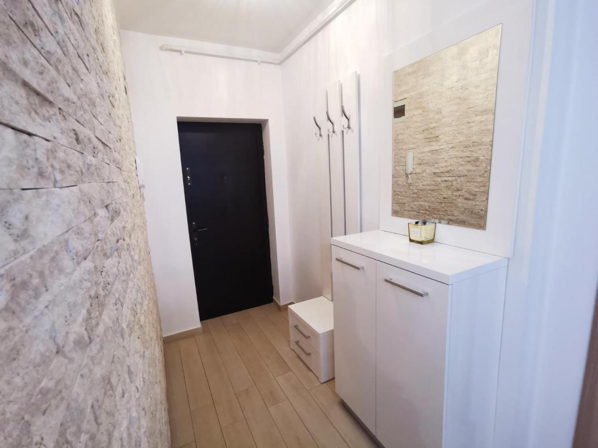 Contemporary Central Apartment In Cluj Napoca Eksteriør billede